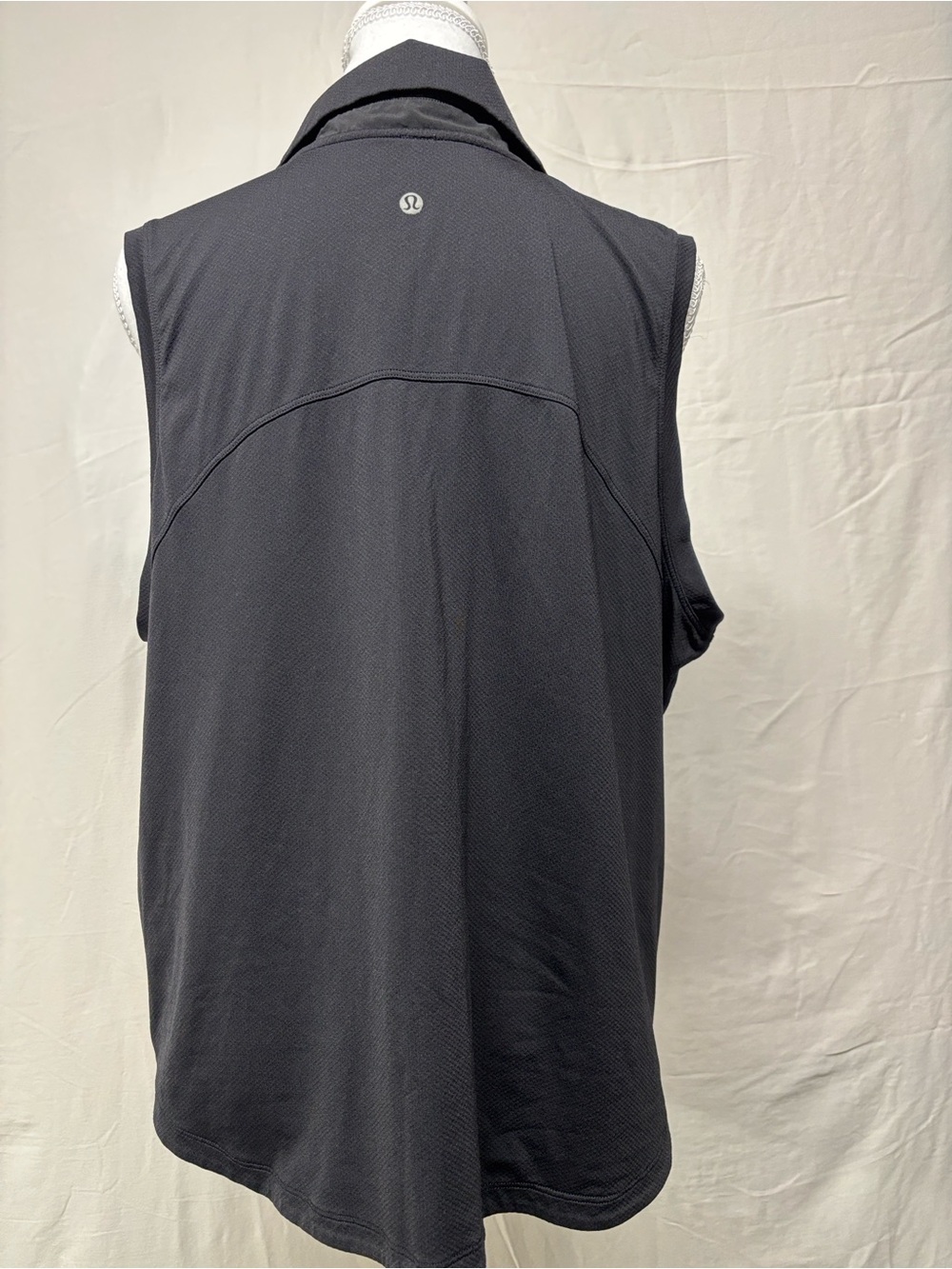 lululemon athletica Black Sleeveless Polo Tank - Picture 3 of 7